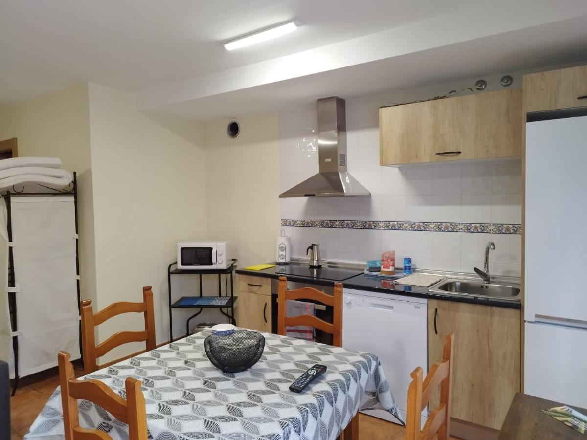 Apartamentos Virgen De Tironcillo Cuzcurrita-Río Tirón Esterno foto