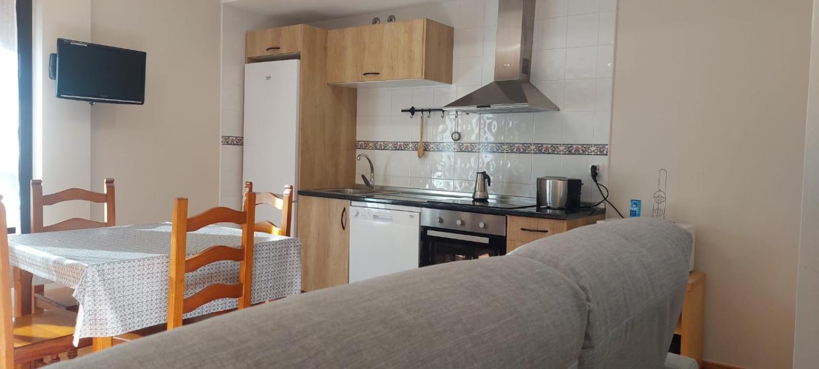 Apartamentos Virgen De Tironcillo Cuzcurrita-Río Tirón Esterno foto